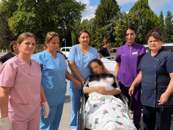 Bərdədə ana xəstəxanaya çatmamış doğuş etdi