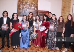Vokal məktəbindən dünya səhnələrinə - Fidan Hacıyevanın III Beynəlxalq Opera Festivalı yeni adlar kəşf edir - (Foto)