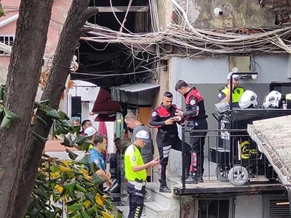 Türkiyədə valyutadəyişmə məntəqəsində atışma: Ölən və yaralananlar var
