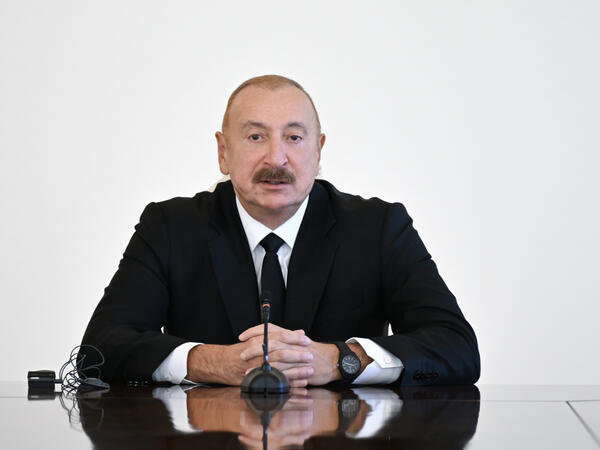 Prezident: Türk dünyası, Qafqaz, İslam aləmi bir yerdə olanda heç kim bizə bata bilməz