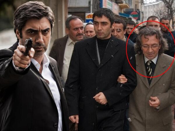 Osman Sınav "Kurtlar vadisi"ndən təhdidə görə ayrılıbmış