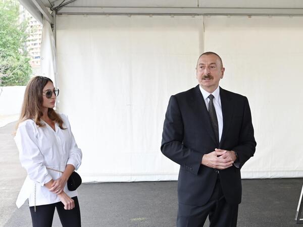 Prezident İlham Əliyev və Birinci xanım Mehriban Əliyeva Şamaxıda Pir Ömər Sultan ziyarətgahında aparılan konservasiya işləri ilə tanış olublar