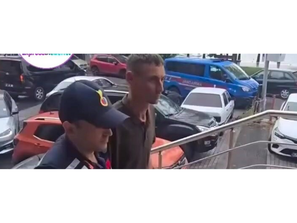 Türkiyədə 17 yaşlı qızlarını zəncirləyən valideynlər tutuldu: “Qızını döyməyən dizini döyər” - <span class="color_red">(Video)</span>