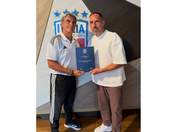 Frank Riberi məşqçiliyə başlayır