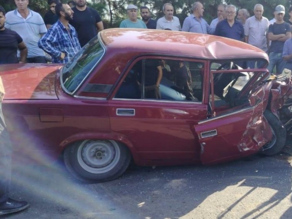 Cəlilabadda zəncirvarı qəza olub, 3 nəfər xəsarət alıb - <span class="color_red">(Foto)</span>