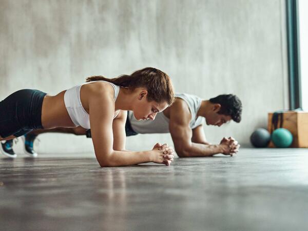 Fitnes mütəxəssisi: Məşqdən sonra bunu etmək əzələləri mum kimi əridir