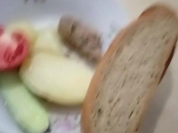 Bakıda xəstəxana pasiyentlərin yeməyini kəsir? - <span class="color_red">(Video)</span>