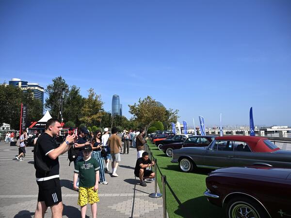 AAF Formula 1 zamanı klassik avtomobillərin sərgisini keçirir - <span class="color_red">(Foto)</span>