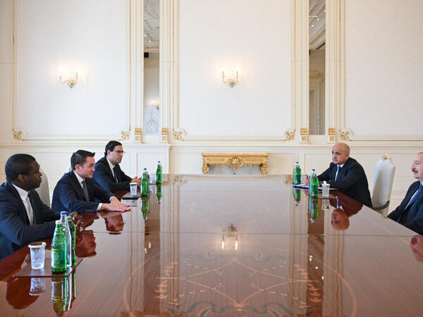 Prezident İlham Əliyev “Brookfield Asset Management” şirkətinin baş icraçı direktorunu qəbul edib - <span class="color_red">(Foto)</span>