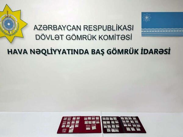Bakıda sərnişinin üzərindən 4 milyon manatlıq brilyant çıxdı
