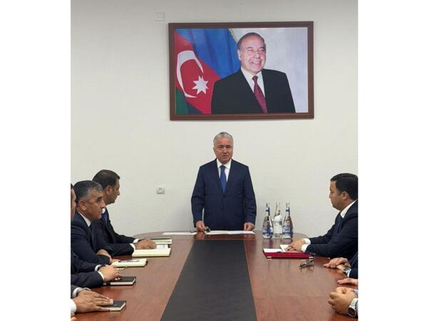 Gədəbəyin yeni icra başçısı kollektivə təqdim edildi