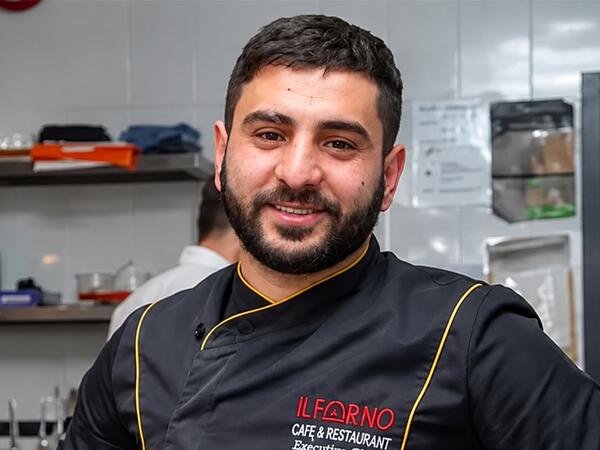 Qazi aşpazın ölüm səbəb məlum oldui - Şüşəyə yumruq vurubmuş...