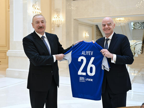 İnfantinodan Prezident İlham Əliyevə maraqlı hədiyyələr - (Foto)