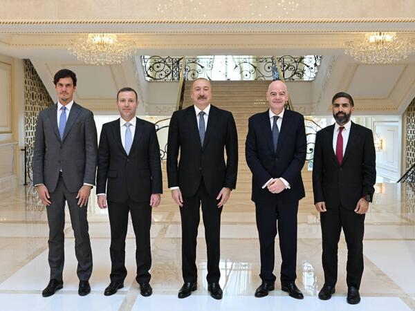 İnfantino FIFA-ya göstərdiyi dəstəyə və U-15 Dünya Çempionatının keçirilməsinə görə Prezident İlham Əliyevə təşəkkür edib