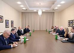 Prezident İlham Əliyev Birləşmiş Krallığın müdafiə üzrə dövlət nazirini qəbul edib - <span class="color_red">(Foto)</span>