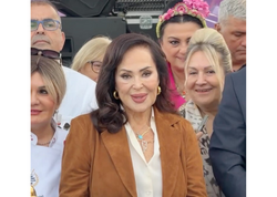 81 yaşlı Türkan Şorayın yeni görüntüsü gündəm oldu - <span class="color_red">(Foto)</span>