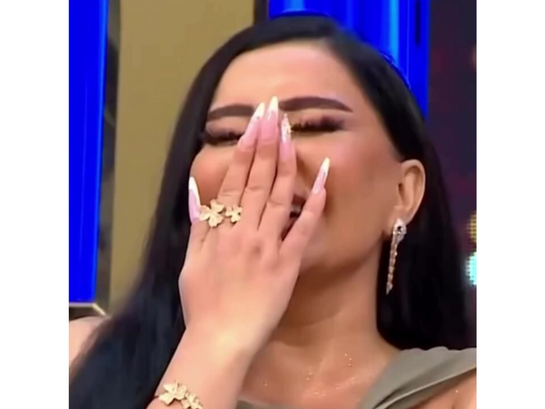 Mətanət verilişində əməkdar artisti təqlid etdi - <span class="color_red">(Video)</span>