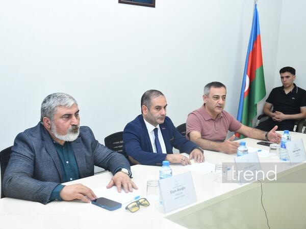 “Zərərli xarici təsirlərə və saxta xəbərlərə qarşı sayıqlığın artırılmasına dəstək” layihəsi çərçivəsində İlahiyyat İnstitutu tələbələri ilə görüş keçirilib <span class="color_red">(Foto-Video)</span>