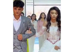 Toyda gəlinlə bəyin əsəbi üz ifadələri gündəm oldu - <span class="color_red">(Video)</span>
