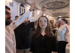 Pünhan Piriyevin xanımı ilə diqqət çəkən rəqsi - <span class="color_red">(Video)</span>