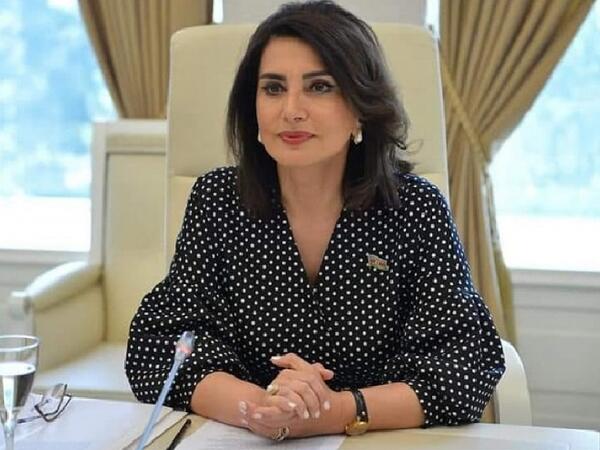 Prezidentin təltif etdiyi Jalə Əliyeva kimdir? - Dosye