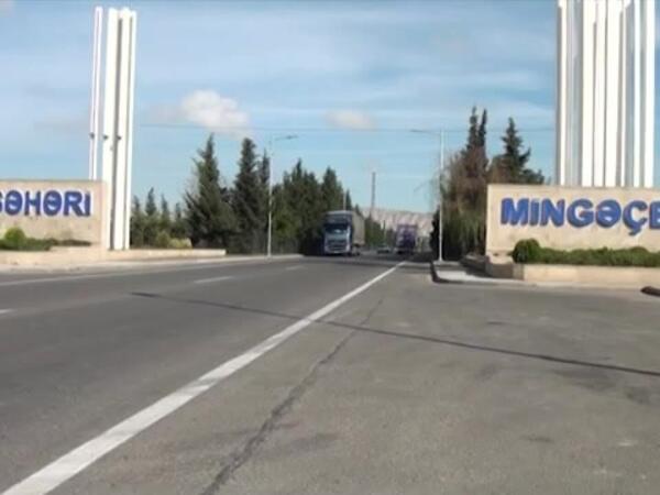 Arvadını bıçaqlayıb könüllü polisə təslim oldu - <span class="color_red">(Video)</span>