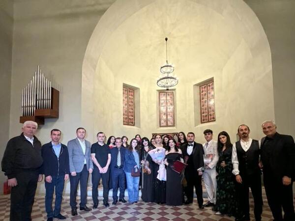 Tarixi Alman Lüteran kilsəsində III Beynəlxalq Opera Festivalı keçirilib - <span class="color_red">(Foto)</span>