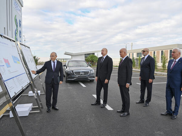 Prezident İlham Əliyev Pirallahı Sənaye Parkında dərman istehsalı müəssisəsinin açılışında iştirak edib - (Foto)