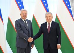 Şavkat Mirziyoyev Vahid Ələkbərovla Özbəkistandakı layihələri müzakirə edib