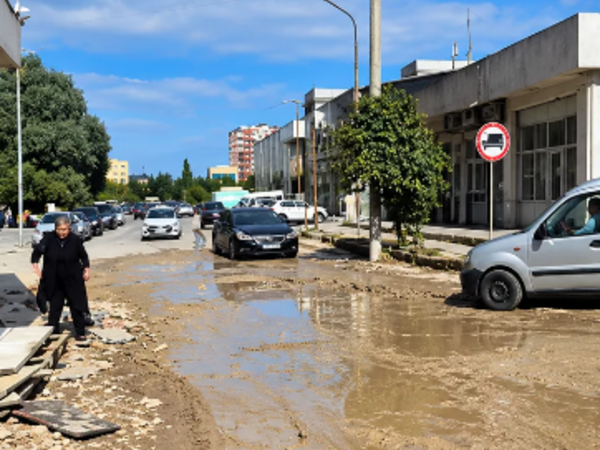 Sumqayıtda yol qazıldı, amma asfaltlanmadı - İcradan reaksiya
