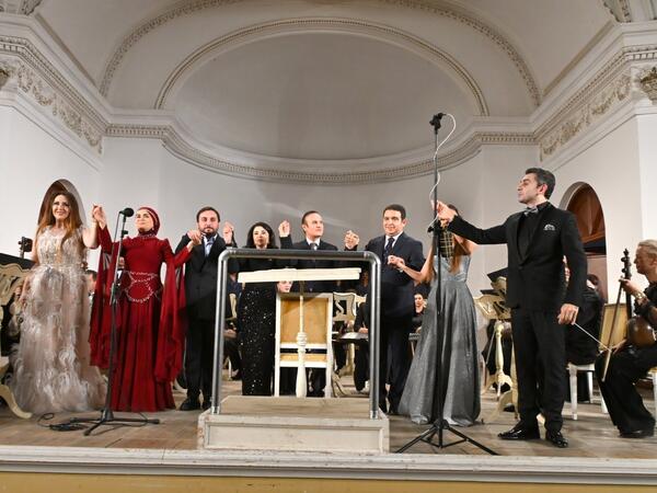 Filarmoniyada görkəmli bəstəkar Cahangir Cahangirovun 105 illik yubileyinə həsr olunmuş möhtəşəm konsert keçirildi - <span class="color_red">(Foto)</span>