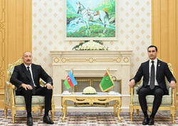 Türkmənbaşı şəhərində Prezident İlham Əliyevin Sərdar Berdiməhəmmədovla görüşü olub - <span class="color_red">(Foto)</span>