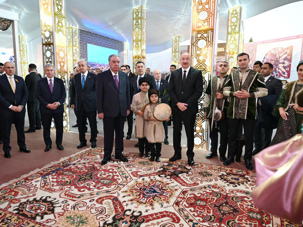 Prezident İlham Əliyev MDB Ölkələrinin Milli Kulinariya Festivalı ilə tanış olub, rəsmi qəbulda iştirak edib - <span class="color_red">(Foto)</span>