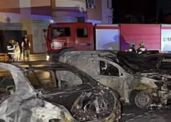 Masazırda 4 avtomobil yanıb kül oldu - <span class="color_red">(Video)</span>