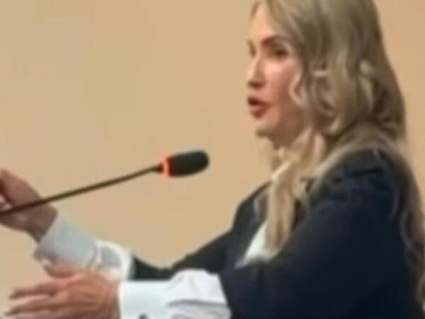 Timoşenko hörüklərini açdı - <span class="color_red">(Video)</span>