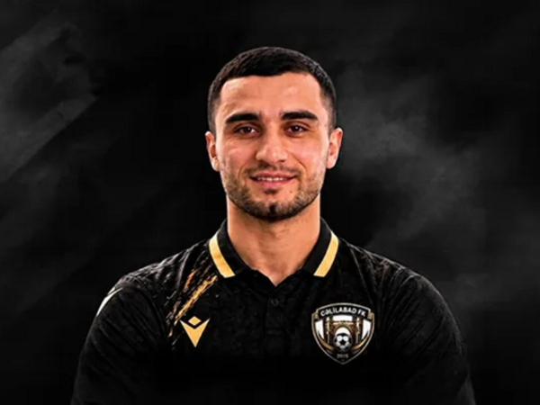 Azərbaycanda futbolçu evinin həyətində ölü tapıldı