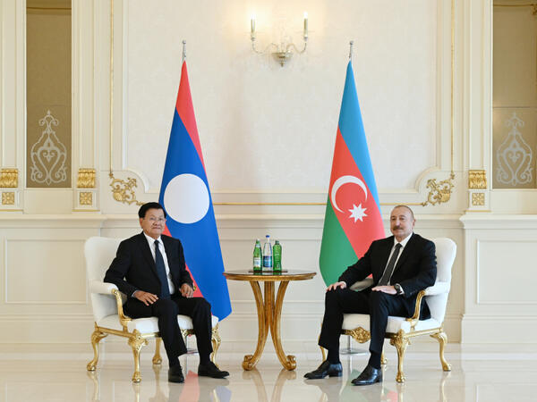 Prezident İlham Əliyevin Laos Prezidenti ilə təkbətək görüşü olub - (Foto)