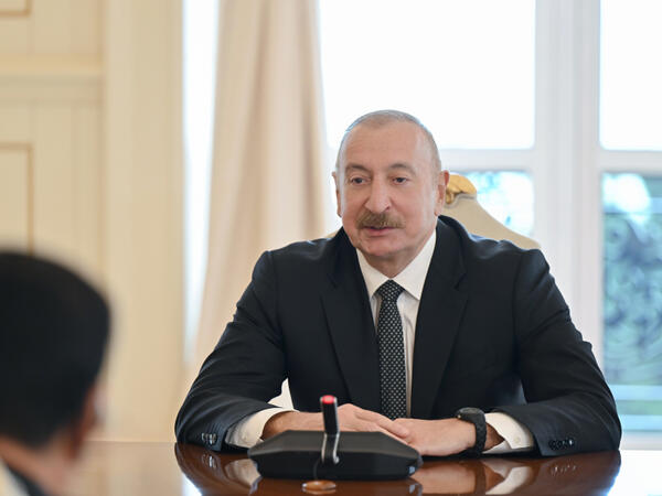 Prezident İlham Əliyev ICESCO-nun Baş direktorunu qəbul edib