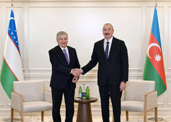 Prezident İlham Əliyev Özbəkistan Prezidenti ilə görüşüb - <span class="color_red">(Foto)</span>