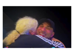 Kamil Zeynallının Qəbələdəki villasında anası ilə görüşü maraq yaratdı - <span class="color_red">(Video)</span>