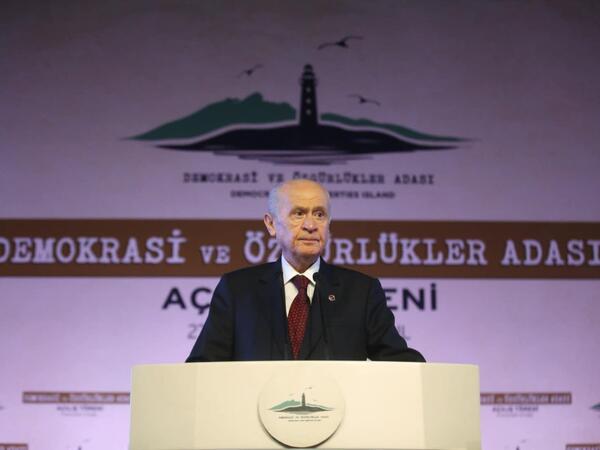 Bağçalıdan çağırış: Azərbaycanın suverenliyinə hörmət edilməlidir