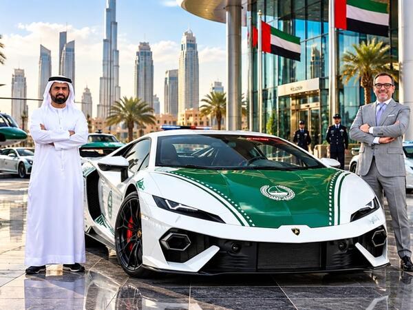 Dubay polisi küçələrə 920 at gücündə “canavar” çıxardı