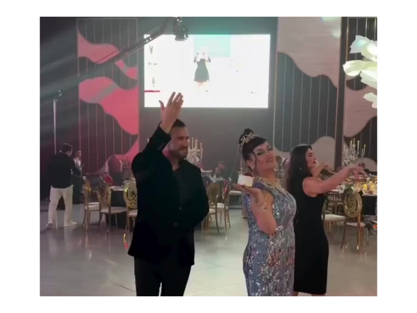 Nadir Qafarzadə ilə Elza Seyidcahanın rəqsi diqqət çəkdi - <span class="color_red">(Video)</span>