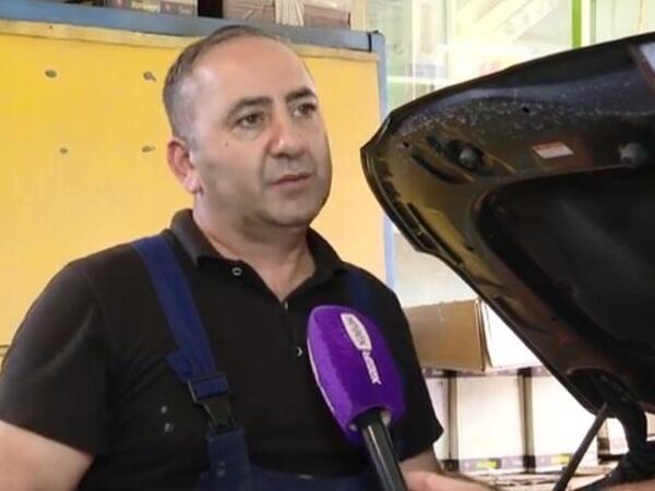 Bəzi işbazlar avtomobildəki problemi gizlətmək üçün bu yola əl atırlar - <span class="color_red">(Video)</span>
