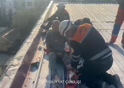 Sumqayıtda tikilinin damında təmir işləri aparan şəxs xasarət alıb