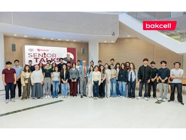 Bakcell-in baş icraçı direktoru ADA Universitetinin tələbələri ilə görüşüb - <span class="color_red">(Foto)</span>