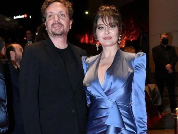 Nurgül Yeşilçay 8 illik sevgilisi ilə niyə evlənmədiyini açıqladı <span class="color_red">(Video)</span>