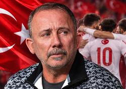 Sergen Yalçın: "Mən xalqın baş məşqçisiyəm"