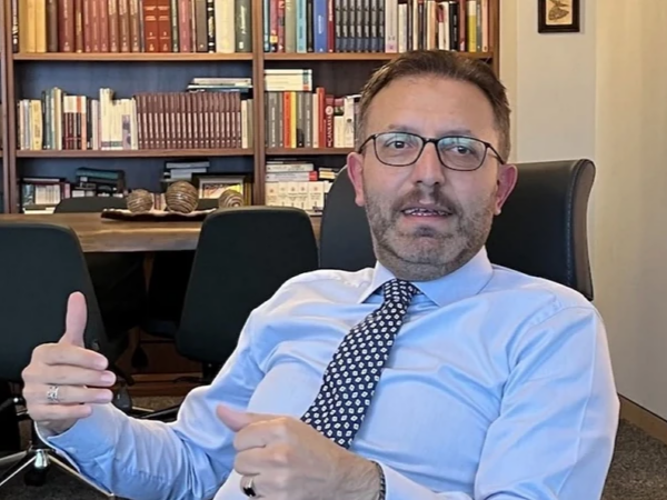 Ərdoğanın sabiq baş müşaviri saxlanıldı