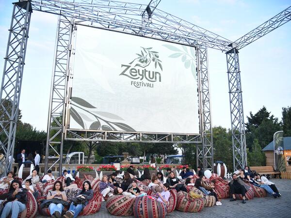 Bakıda zeytun festivalı başlayıb – üç gün qastronomik yeniliklər, milli ənənələr və konsertlər - <span class="color_red">(Foto)</span>